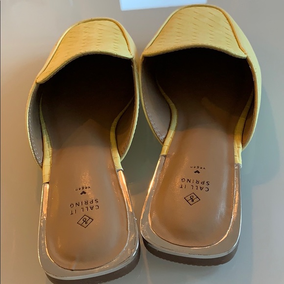 Call It Spring slide - size 7 - Picture 3 of 7